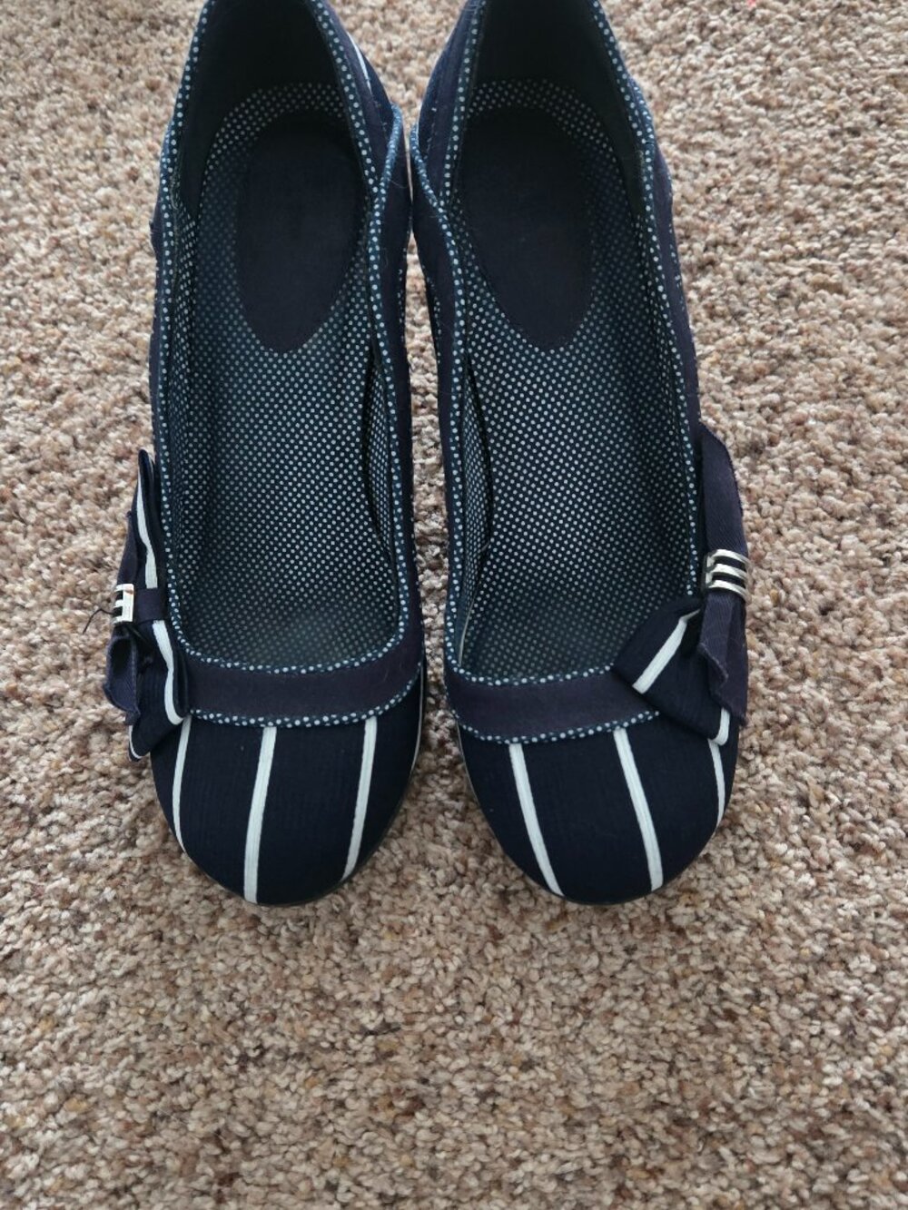 Blue with white stripe heels (3 1/2 inch)
